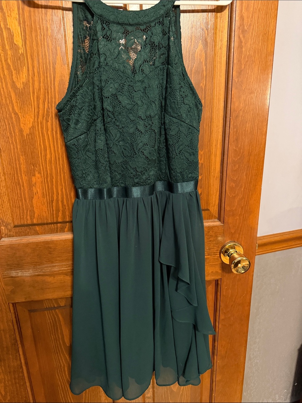 Lace Halter Midi Dress in Forest Green